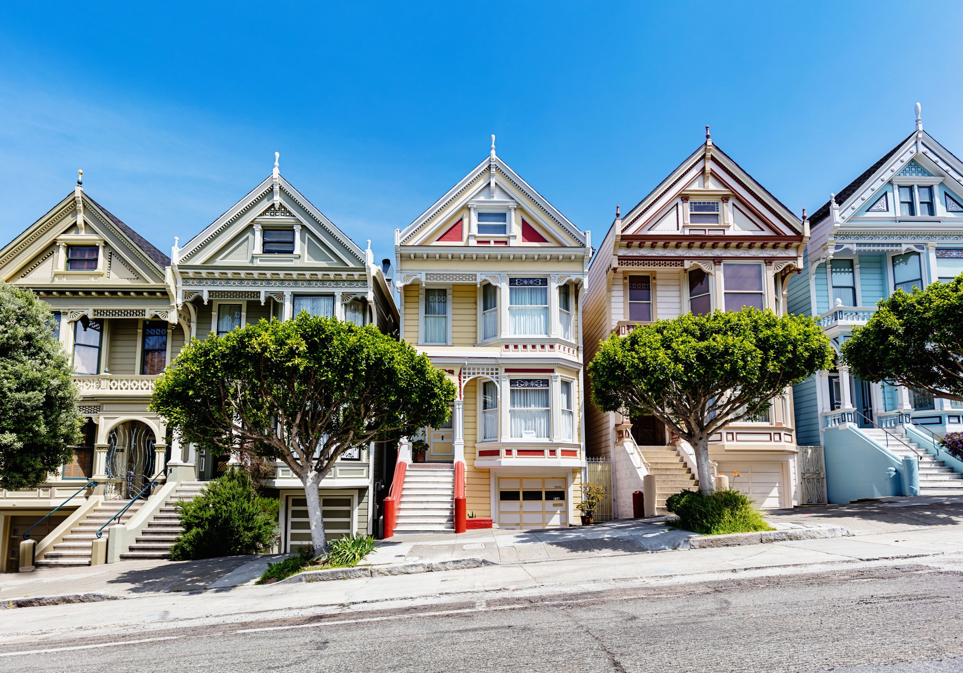 Painted Ladies at Alamo Square in San Francisco California USA